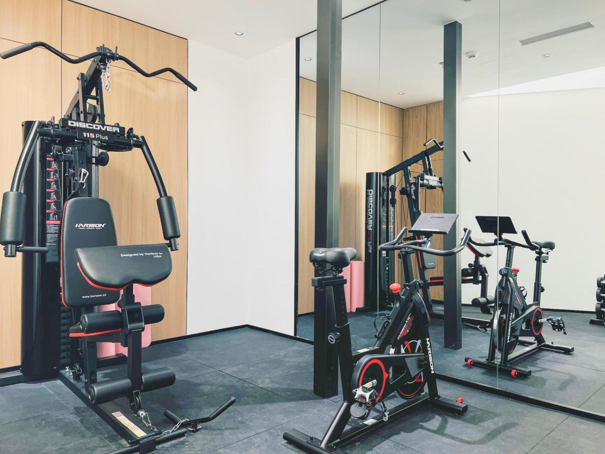 Dayin Garden Hotel -Near People'S Square & Nanjing Road-Large Social Area -Bar -Cafe -Gym -Free Laundry Luggage Storage -24H Front Desk-English Service Shanghaj Zewnętrze zdjęcie