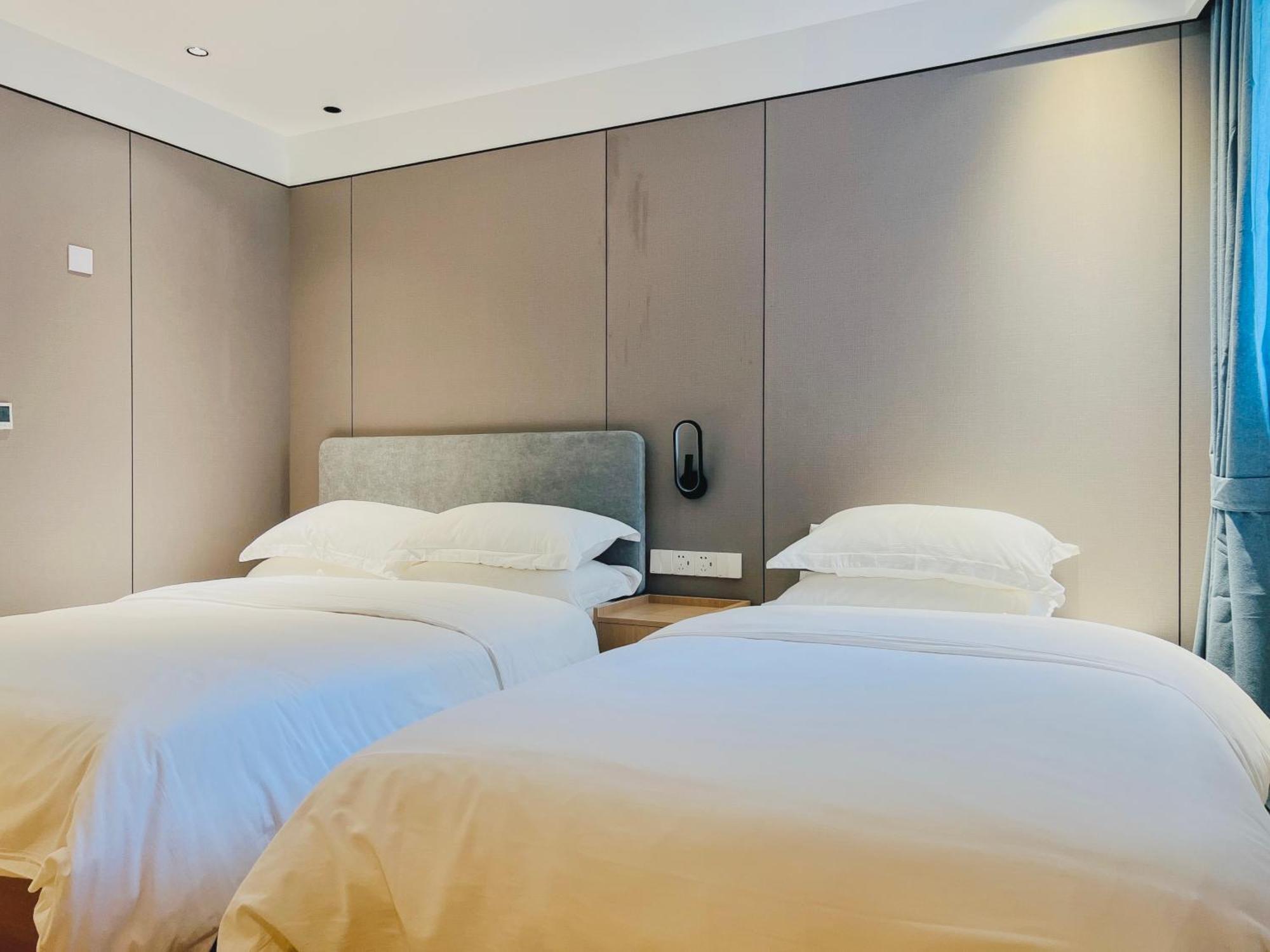 Dayin Garden Hotel -Near People'S Square & Nanjing Road-Large Social Area -Bar -Cafe -Gym -Free Laundry Luggage Storage -24H Front Desk-English Service Shanghaj Zewnętrze zdjęcie